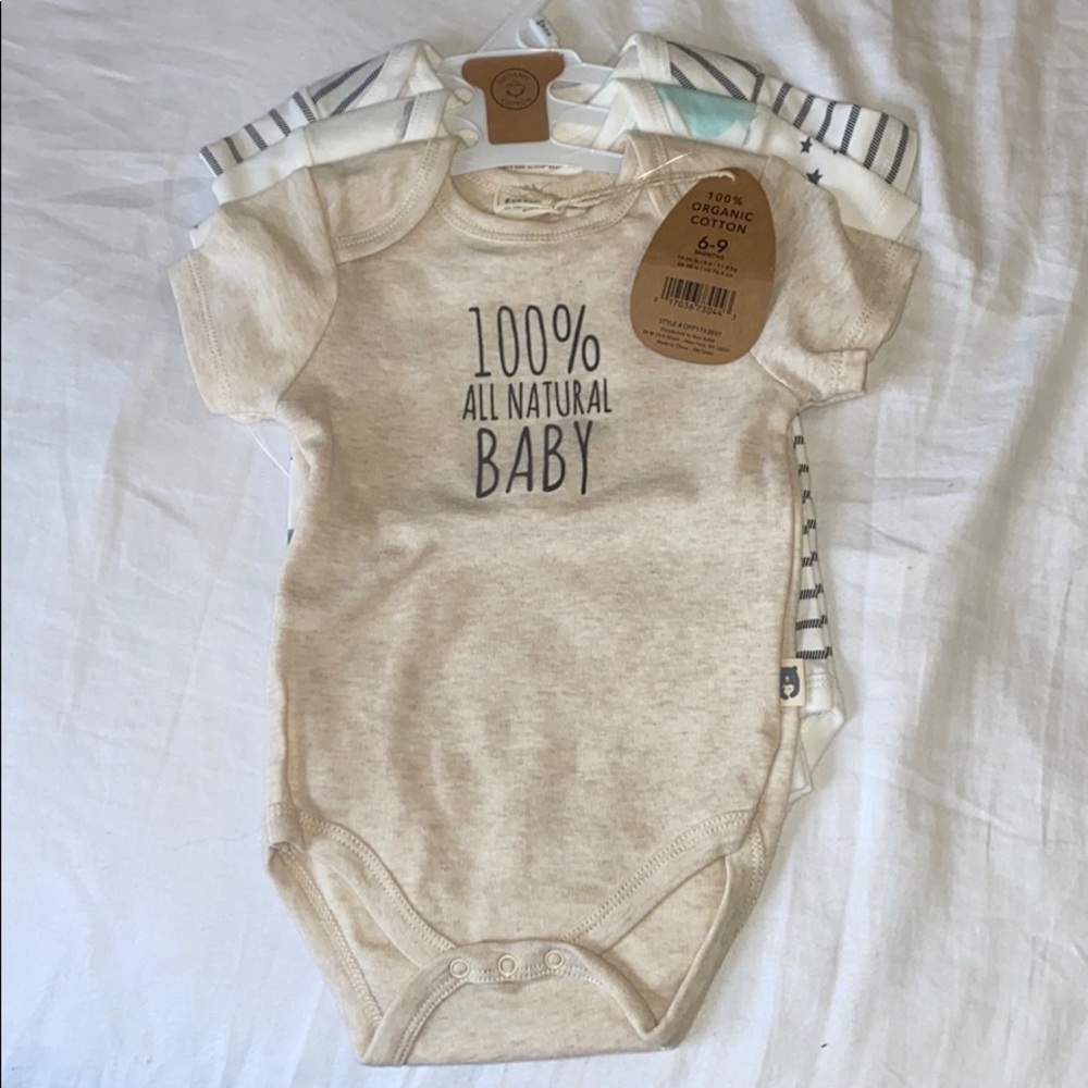 NWT!! 6-9 month set of 3 infant Shirts.